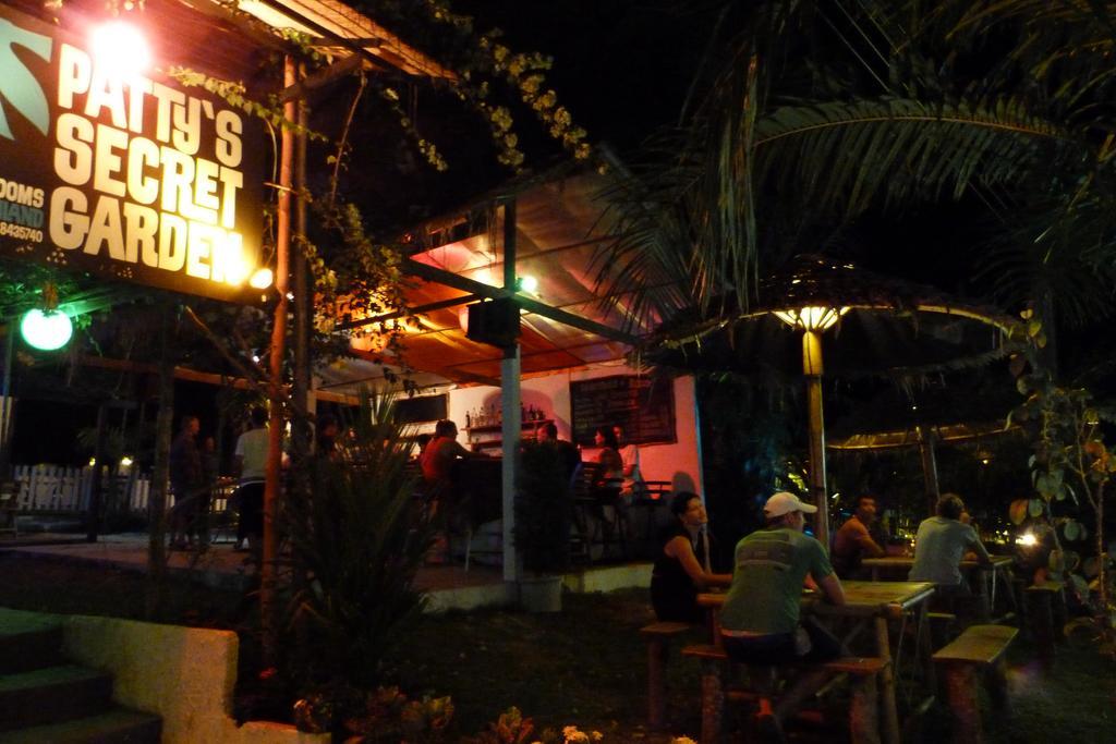 Patty'S Secret Garden Hotell Ko Lanta Exteriör bild